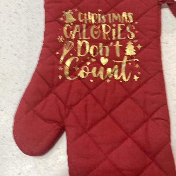 Kids Christmas apron or potholders - Picture 4 of 5